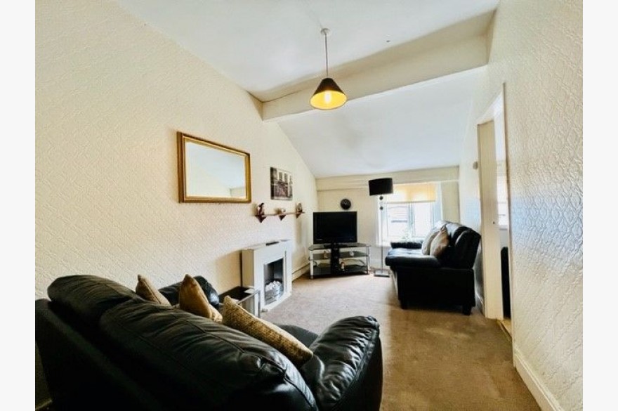6 Bedroom Holiday Flats For Sale - Photograph 5