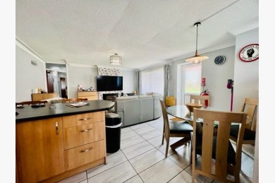 13 Bedroom Holiday Flats For Sale - Photograph 21