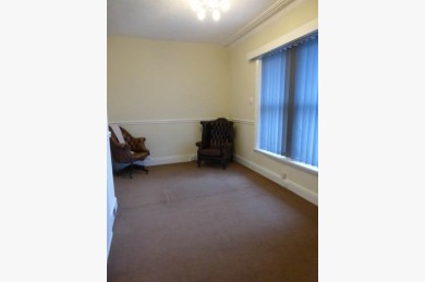 Office To Rent - Photograph 8